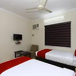 Oyo 9372 Rich Inn